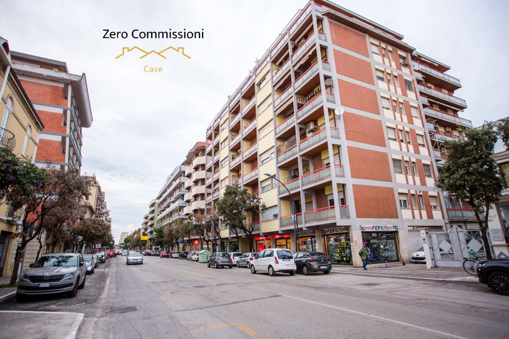 appartamento in vendita in viale Marconi, Pescara